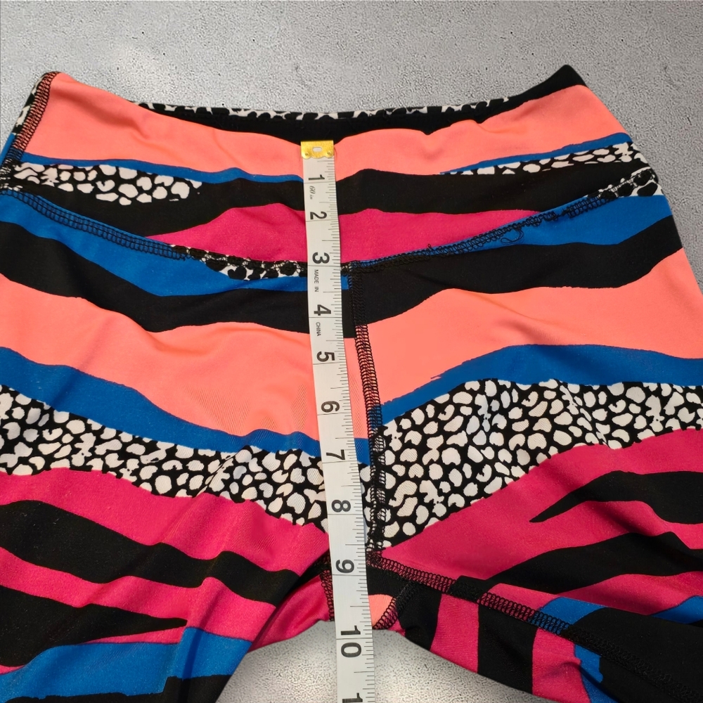 Beyond Yoga Multi-Color Cropped Leggings Size Small - Picture 5 of 8